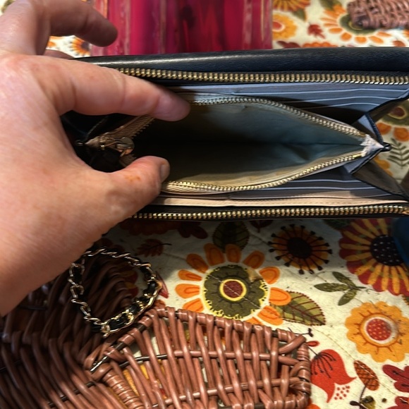 Chloe black double flap wallet on a chain - Picture 7 of 7